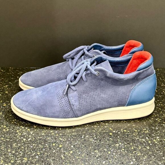 UGG Freamon Blue Suede Chukka Boots. Size Men’s 11.